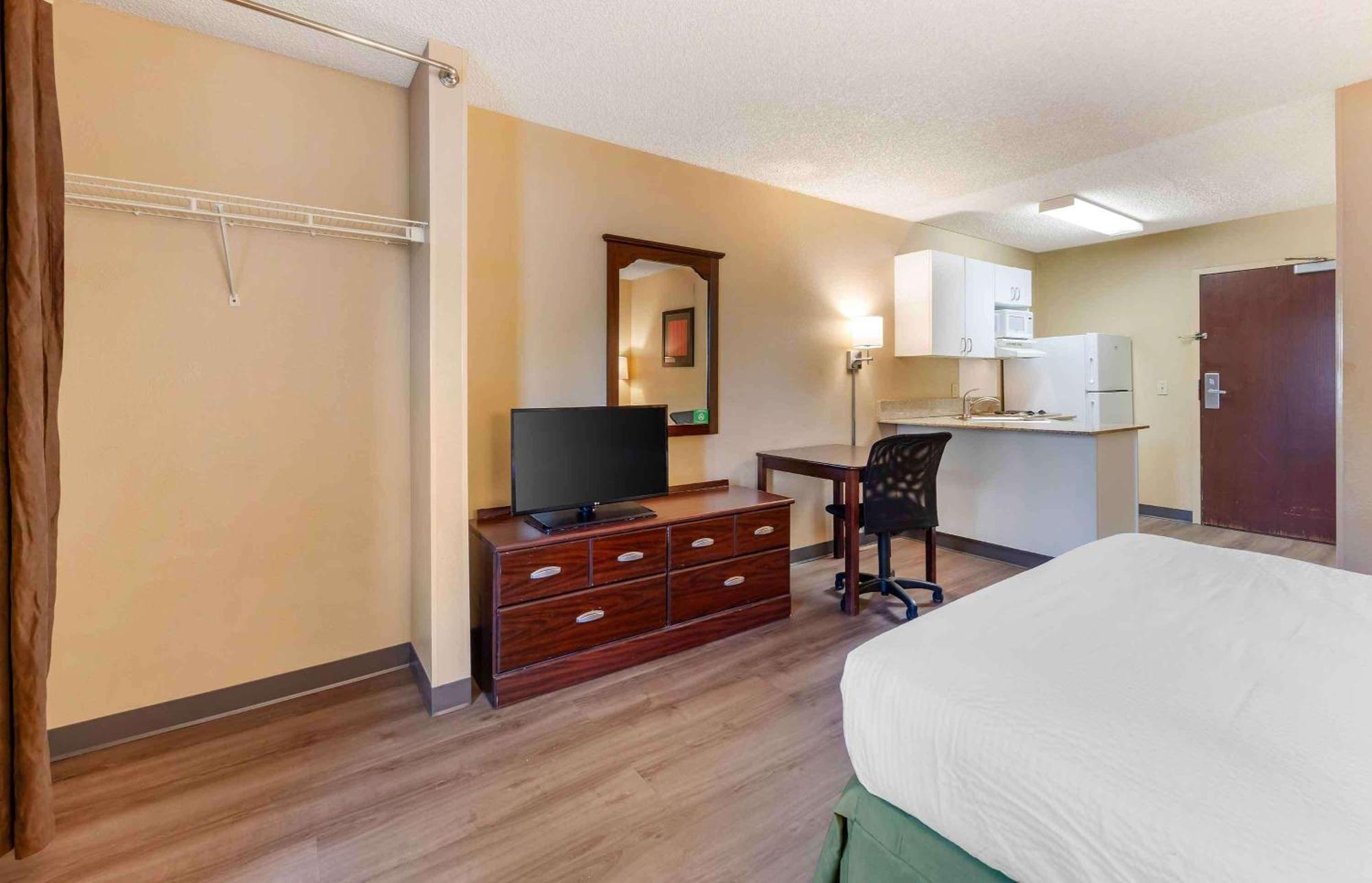 Guasti Extended Stay America Suites - Los Angeles - Ontario Airport מראה חיצוני תמונה