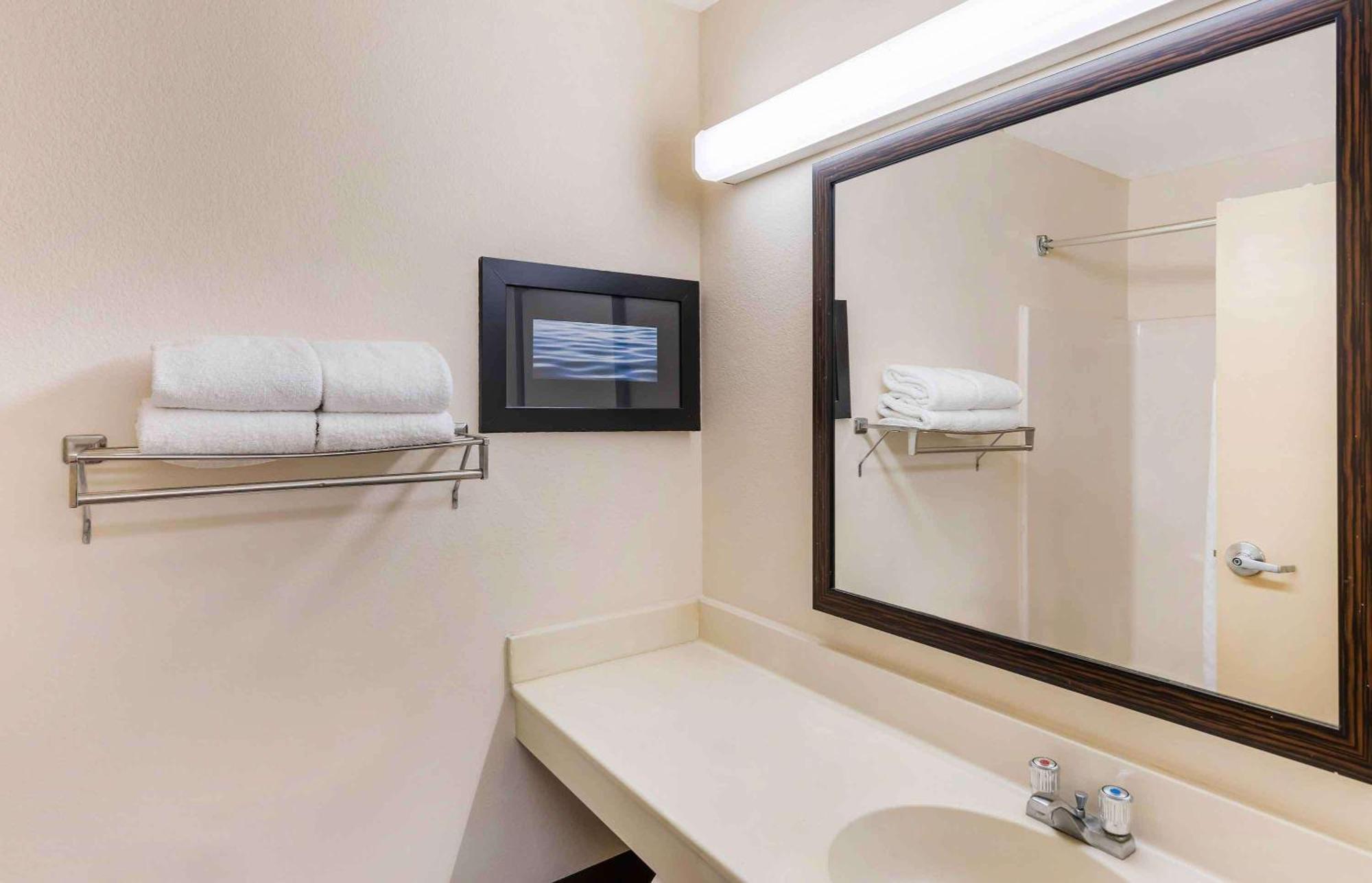 Guasti Extended Stay America Suites - Los Angeles - Ontario Airport מראה חיצוני תמונה
